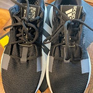 Adidas SenseBoost Go size 9 women